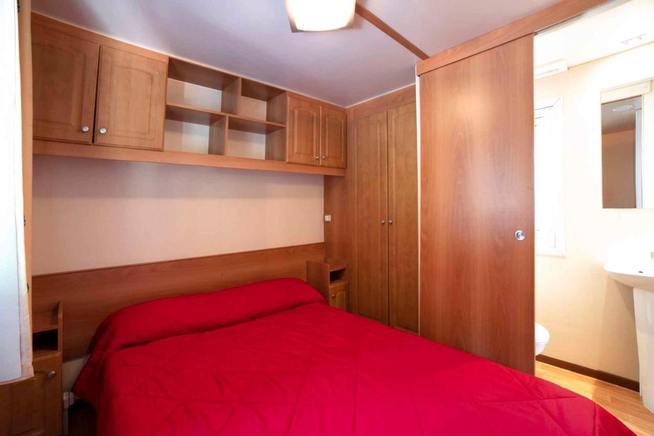 Mobilehomes In Pieve Vecchia - Norditalienische Seen 22044 Manerba del Garda Εξωτερικό φωτογραφία