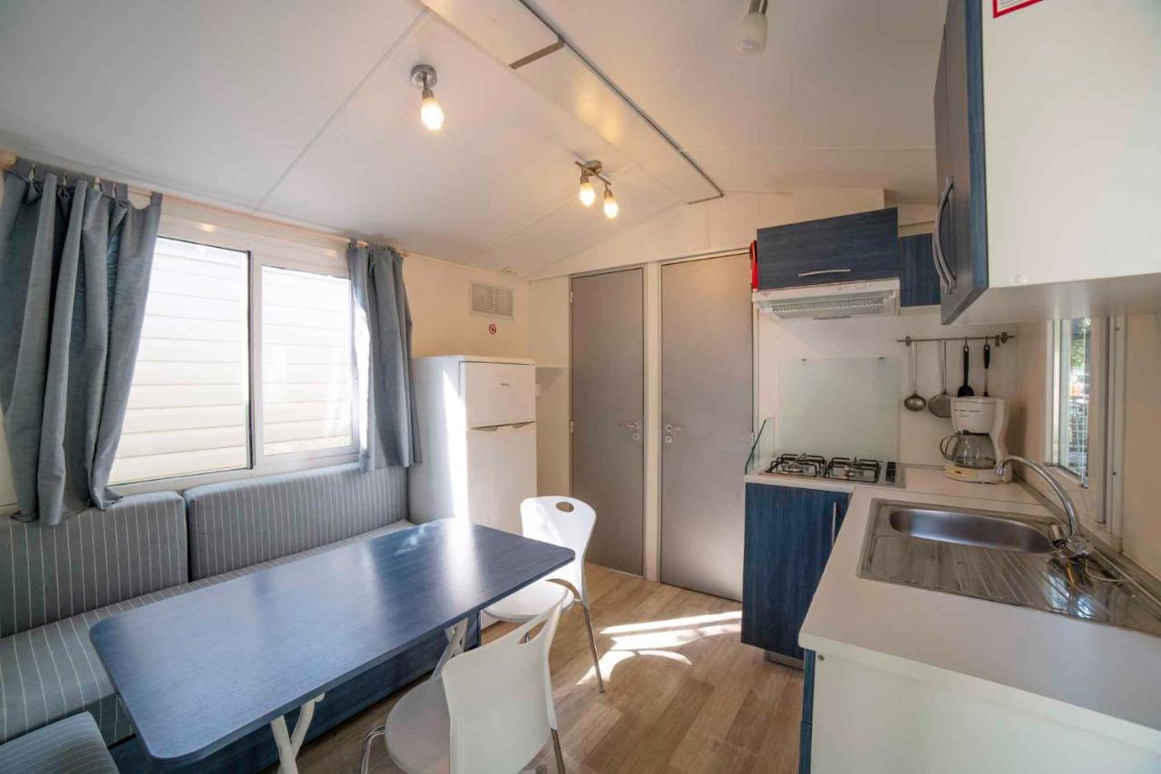 Mobilehomes In Pieve Vecchia - Norditalienische Seen 22044 Manerba del Garda Εξωτερικό φωτογραφία