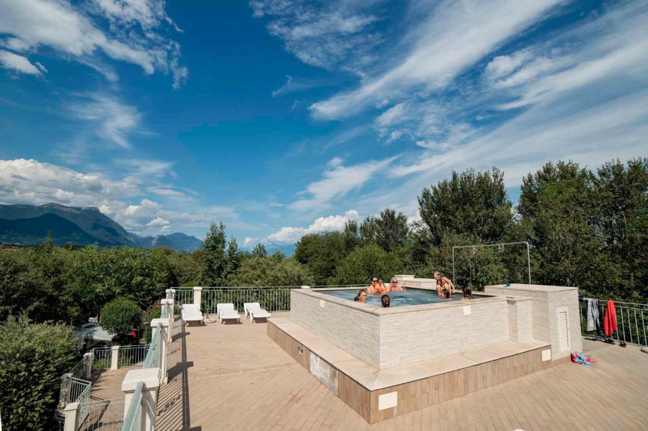 Mobilehomes In Pieve Vecchia - Norditalienische Seen 22044 Manerba del Garda Εξωτερικό φωτογραφία